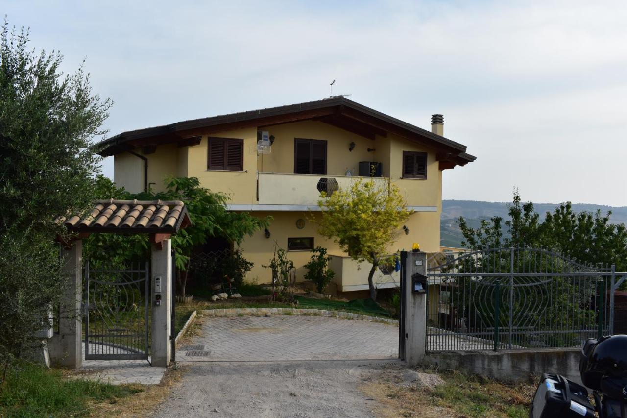 La Villa In Campagna Citta Sant'Angelo Exterior foto