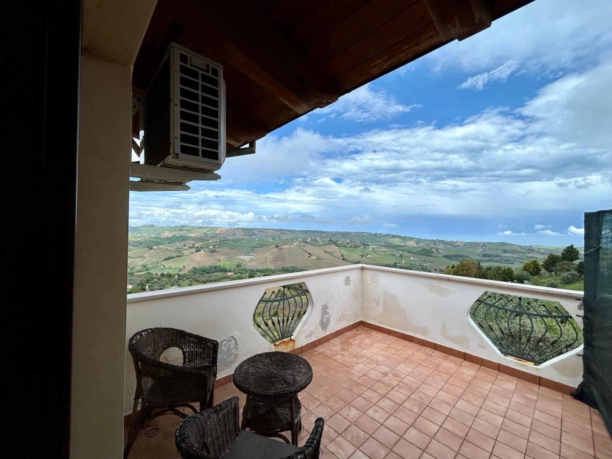 La Villa In Campagna Citta Sant'Angelo Exterior foto